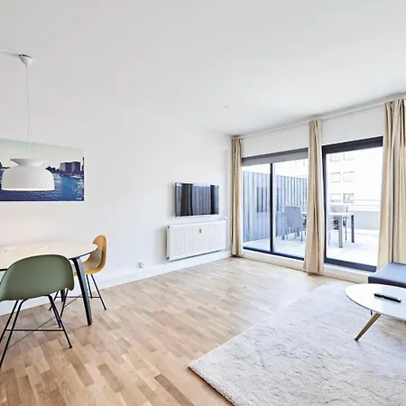 Apartman Cool 1-bed With Private Rooftop-terrace